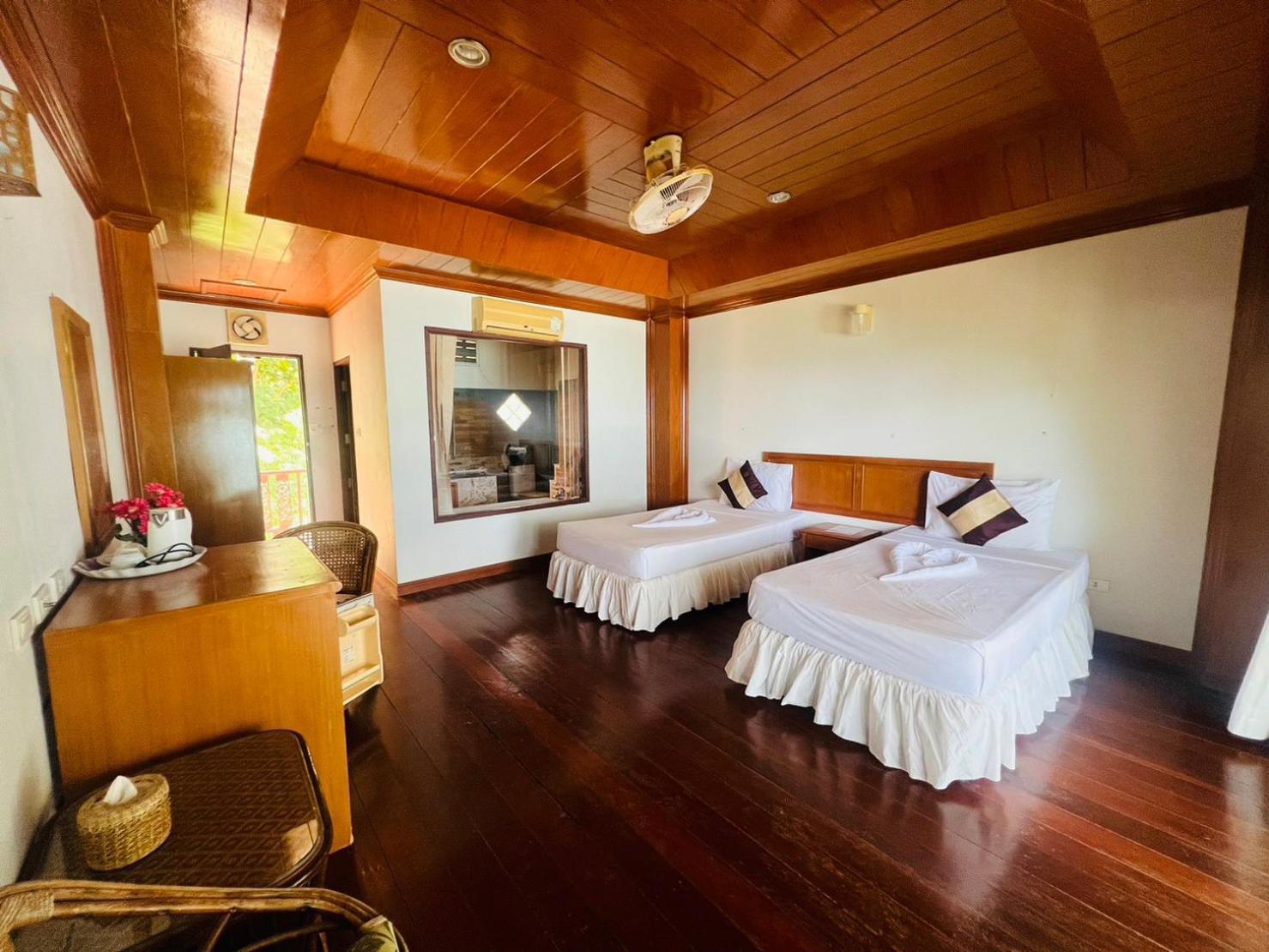 Haad Khuad Resort Bottle Beach Exterior photo