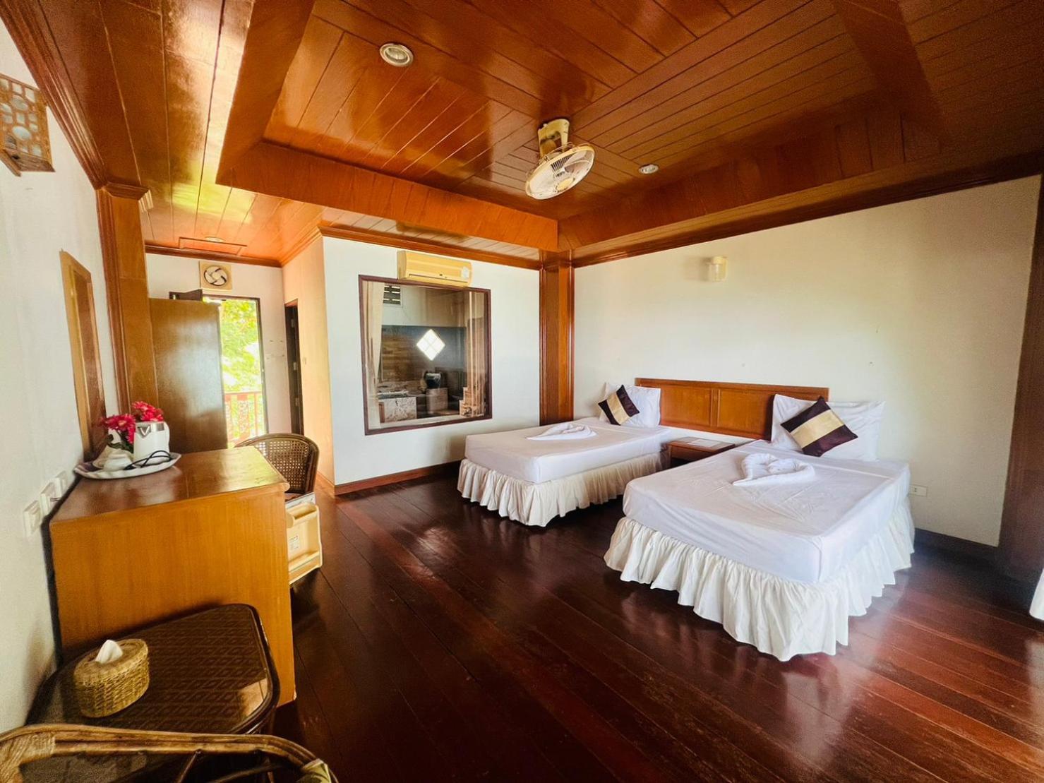 Haad Khuad Resort Bottle Beach Exterior photo