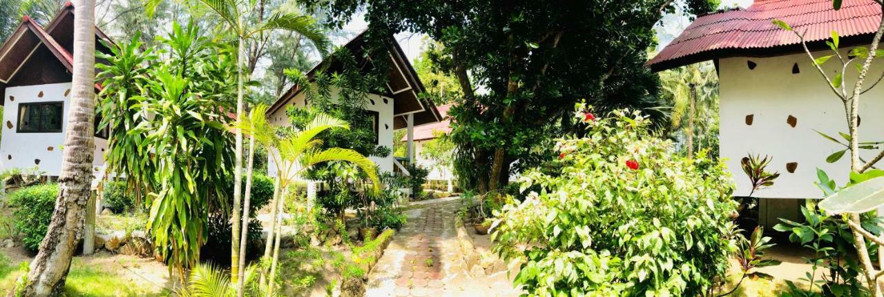 Haad Khuad Resort Bottle Beach Exterior photo